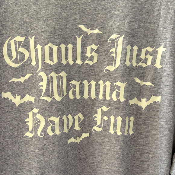 PINK Victoria Secret Halloween Ghouls Top - Picture 3 of 5